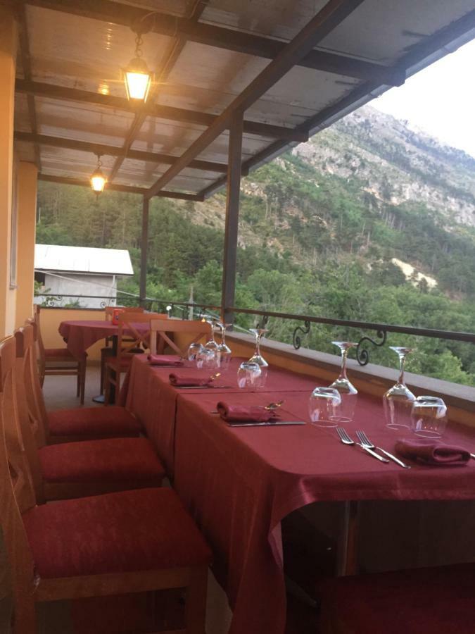 Albergo "Da Gigi" Celano Exteriér fotografie